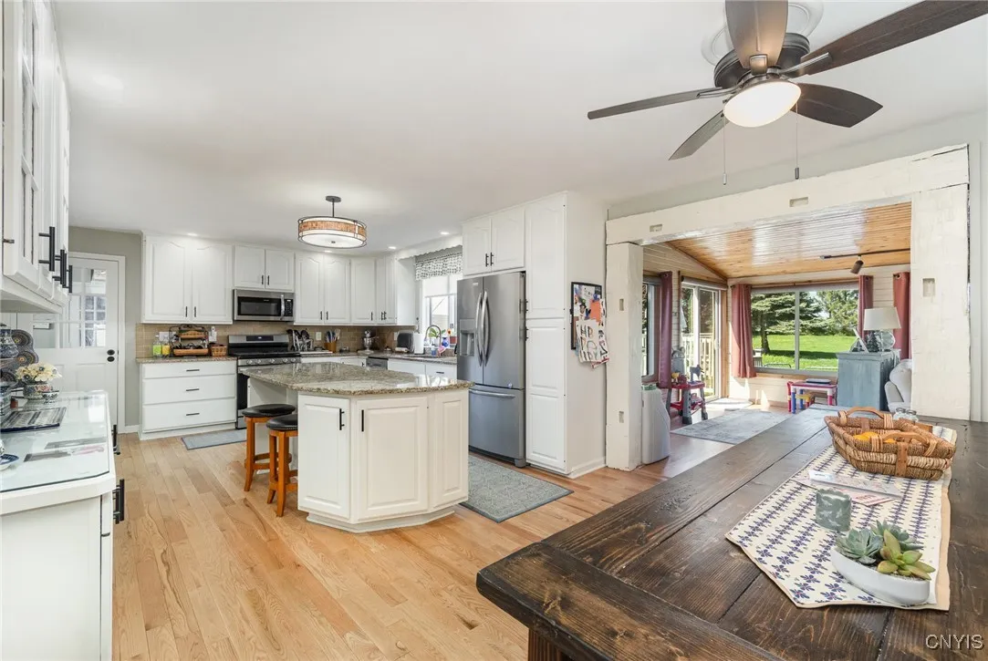 4717 Townline Road, Marcellus, New York 13108, Marcellus, New York 13108, 4 Bedrooms Bedrooms, 9 Rooms Rooms,3 BathroomsBathrooms,Residential,Closed,4717 Townline Road, Marcellus, New York 13108,0,S1605961