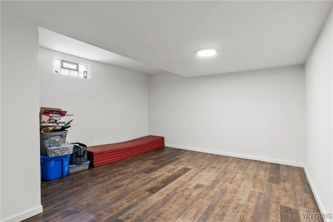 5042 Woodway Court, Hamburg, New York 14075, Hamburg, New York 14075, 4 Bedrooms Bedrooms, 11 Rooms Rooms,2 BathroomsBathrooms,Residential,For Sale,5042 Woodway Court, Hamburg, New York 14075,B1605900