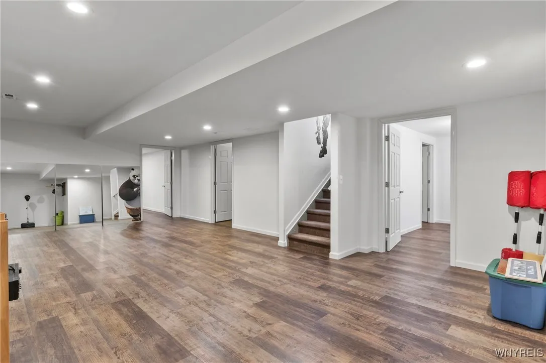 5042 Woodway Court, Hamburg, New York 14075, Hamburg, New York 14075, 4 Bedrooms Bedrooms, 11 Rooms Rooms,2 BathroomsBathrooms,Residential,For Sale,5042 Woodway Court, Hamburg, New York 14075,B1605900