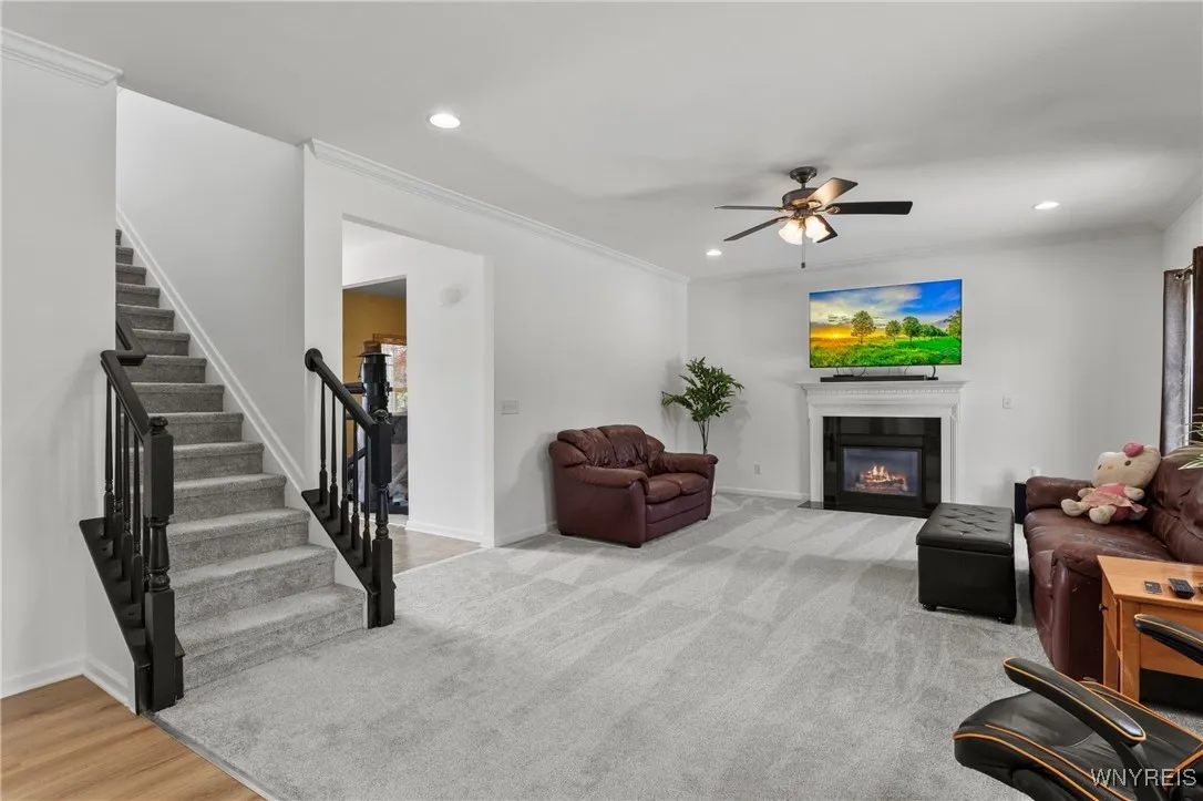 5042 Woodway Court, Hamburg, New York 14075, Hamburg, New York 14075, 4 Bedrooms Bedrooms, 11 Rooms Rooms,2 BathroomsBathrooms,Residential,For Sale,5042 Woodway Court, Hamburg, New York 14075,B1605900