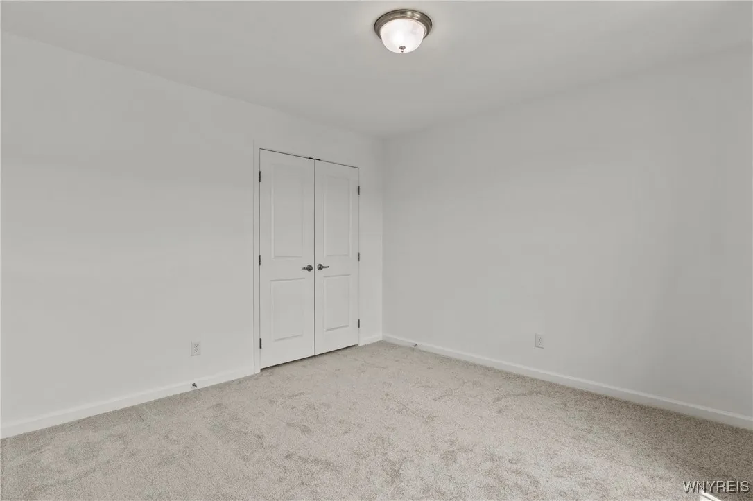 5042 Woodway Court, Hamburg, New York 14075, Hamburg, New York 14075, 4 Bedrooms Bedrooms, 11 Rooms Rooms,2 BathroomsBathrooms,Residential,For Sale,5042 Woodway Court, Hamburg, New York 14075,B1605900