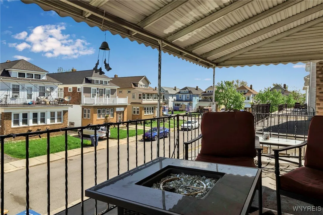 14 Stratford Road, Buffalo, New York 14216, Buffalo, New York 14216, 6 Bedrooms Bedrooms, ,2 BathroomsBathrooms,Residential,Closed,14 Stratford Road, Buffalo, New York 14216,0,B1606064