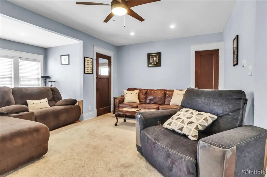 14 Stratford Road, Buffalo, New York 14216, Buffalo, New York 14216, 6 Bedrooms Bedrooms, ,2 BathroomsBathrooms,Residential,Closed,14 Stratford Road, Buffalo, New York 14216,0,B1606064