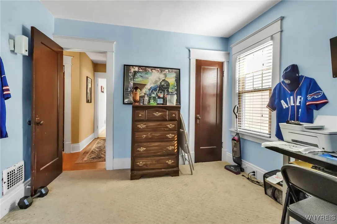 14 Stratford Road, Buffalo, New York 14216, Buffalo, New York 14216, 6 Bedrooms Bedrooms, ,2 BathroomsBathrooms,Residential,Closed,14 Stratford Road, Buffalo, New York 14216,0,B1606064
