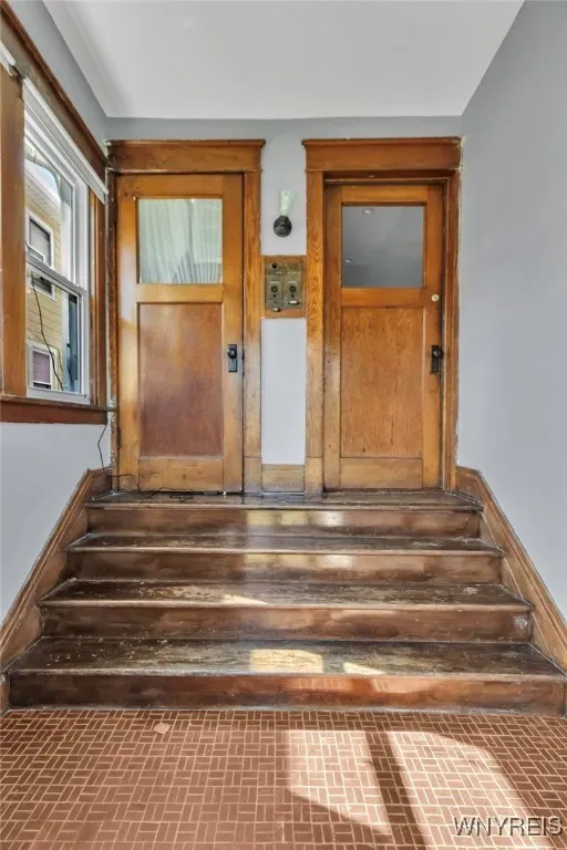 14 Stratford Road, Buffalo, New York 14216, Buffalo, New York 14216, 6 Bedrooms Bedrooms, ,2 BathroomsBathrooms,Residential,Closed,14 Stratford Road, Buffalo, New York 14216,0,B1606064