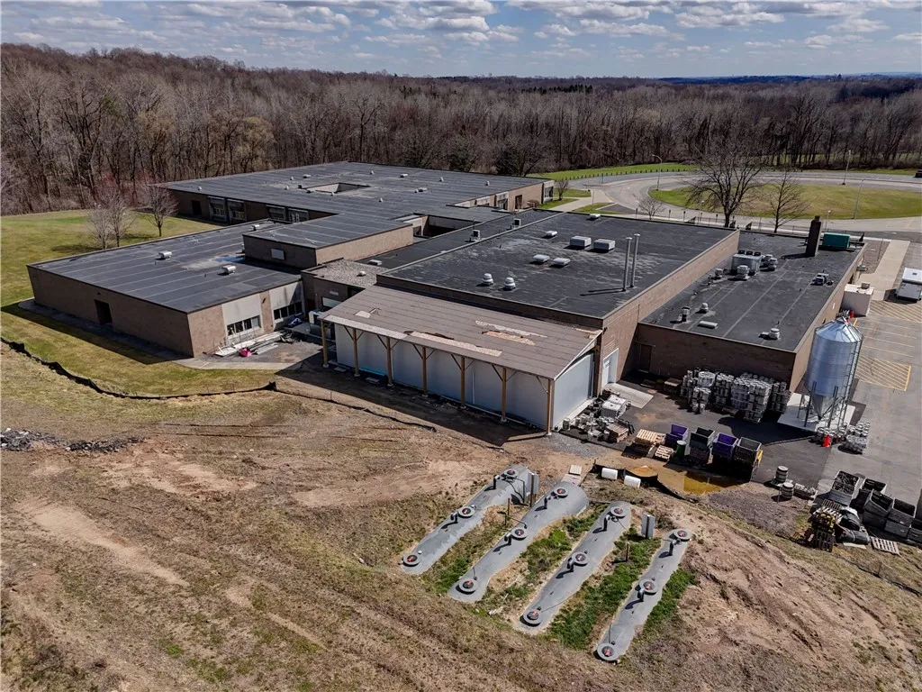 4320 Canandaigua Road, Walworth, New York 14568, Walworth, New York 14568, ,Commercial Sale,For Sale,4320 Canandaigua Road, Walworth, New York 14568,0,R1605931