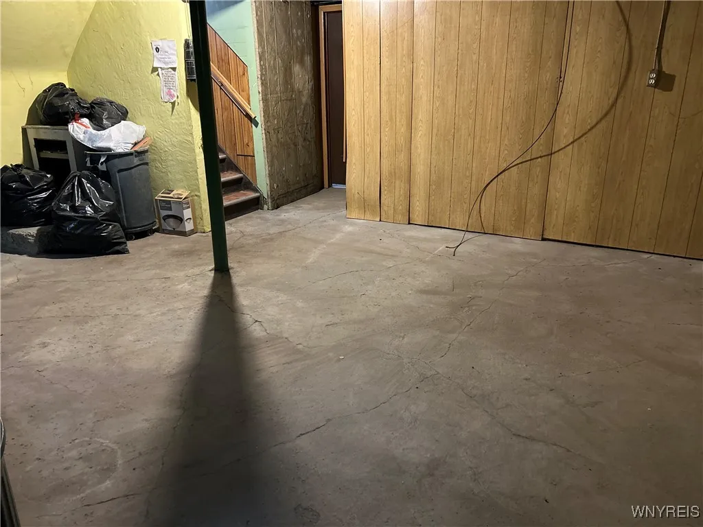 145 Southside Parkway, Buffalo, New York 14220, Buffalo, New York 14220, 6 Bedrooms Bedrooms, ,4 BathroomsBathrooms,Residential,Closed,145 Southside Parkway, Buffalo, New York 14220,0,B1605387