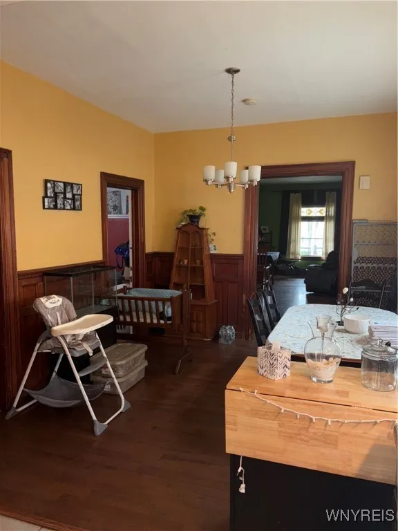 118 Indian Church Road, Buffalo, New York 14210, Buffalo, New York 14210, 6 Bedrooms Bedrooms, ,2 BathroomsBathrooms,Residential,Closed,118 Indian Church Road, Buffalo, New York 14210,0,B1605701