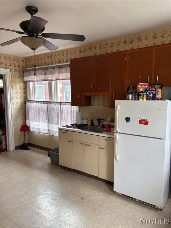 118 Indian Church Road, Buffalo, New York 14210, Buffalo, New York 14210, 6 Bedrooms Bedrooms, ,2 BathroomsBathrooms,Residential,Closed,118 Indian Church Road, Buffalo, New York 14210,0,B1605701