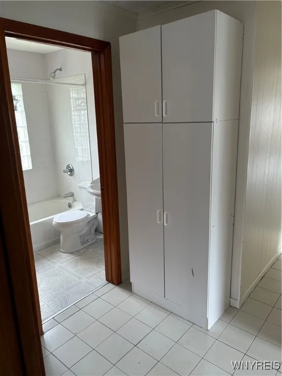 48 Payne Avenue, Buffalo, New York 14220, Buffalo, New York 14220, 6 Bedrooms Bedrooms, ,2 BathroomsBathrooms,Residential,For Sale,48 Payne Avenue, Buffalo, New York 14220,B1605723