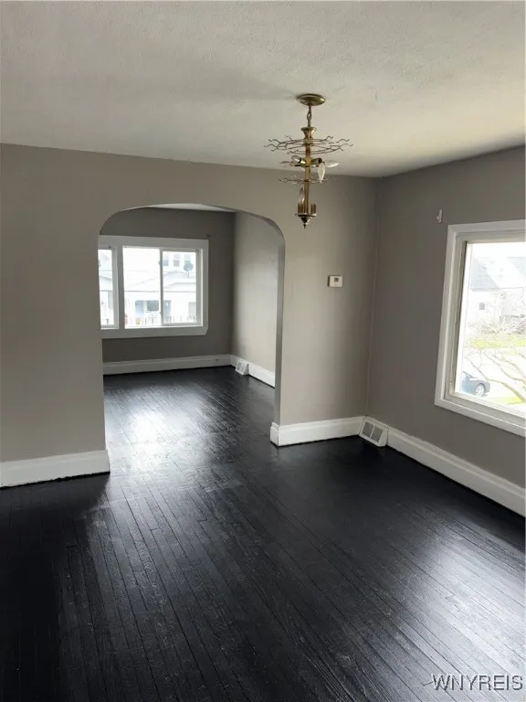 48 Payne Avenue, Buffalo, New York 14220, Buffalo, New York 14220, 6 Bedrooms Bedrooms, ,2 BathroomsBathrooms,Residential,For Sale,48 Payne Avenue, Buffalo, New York 14220,B1605723