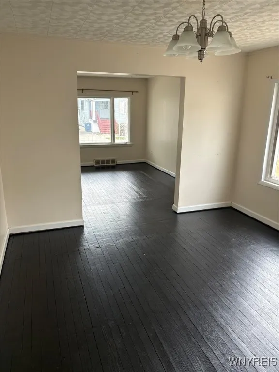 48 Payne Avenue, Buffalo, New York 14220, Buffalo, New York 14220, 6 Bedrooms Bedrooms, ,2 BathroomsBathrooms,Residential,For Sale,48 Payne Avenue, Buffalo, New York 14220,B1605723