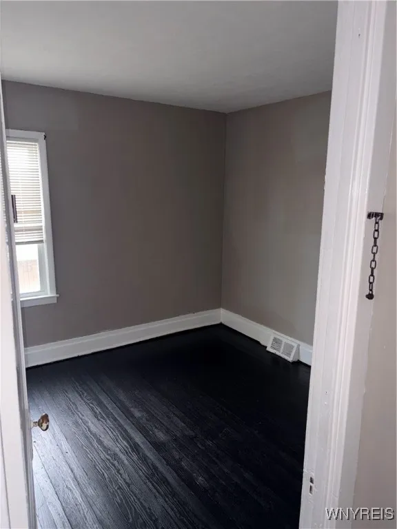 48 Payne Avenue, Buffalo, New York 14220, Buffalo, New York 14220, 6 Bedrooms Bedrooms, ,2 BathroomsBathrooms,Residential,For Sale,48 Payne Avenue, Buffalo, New York 14220,B1605723