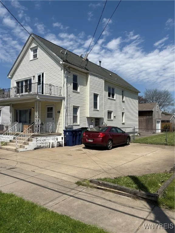 48 Payne Avenue, Buffalo, New York 14220, Buffalo, New York 14220, 6 Bedrooms Bedrooms, ,2 BathroomsBathrooms,Residential,For Sale,48 Payne Avenue, Buffalo, New York 14220,B1605723