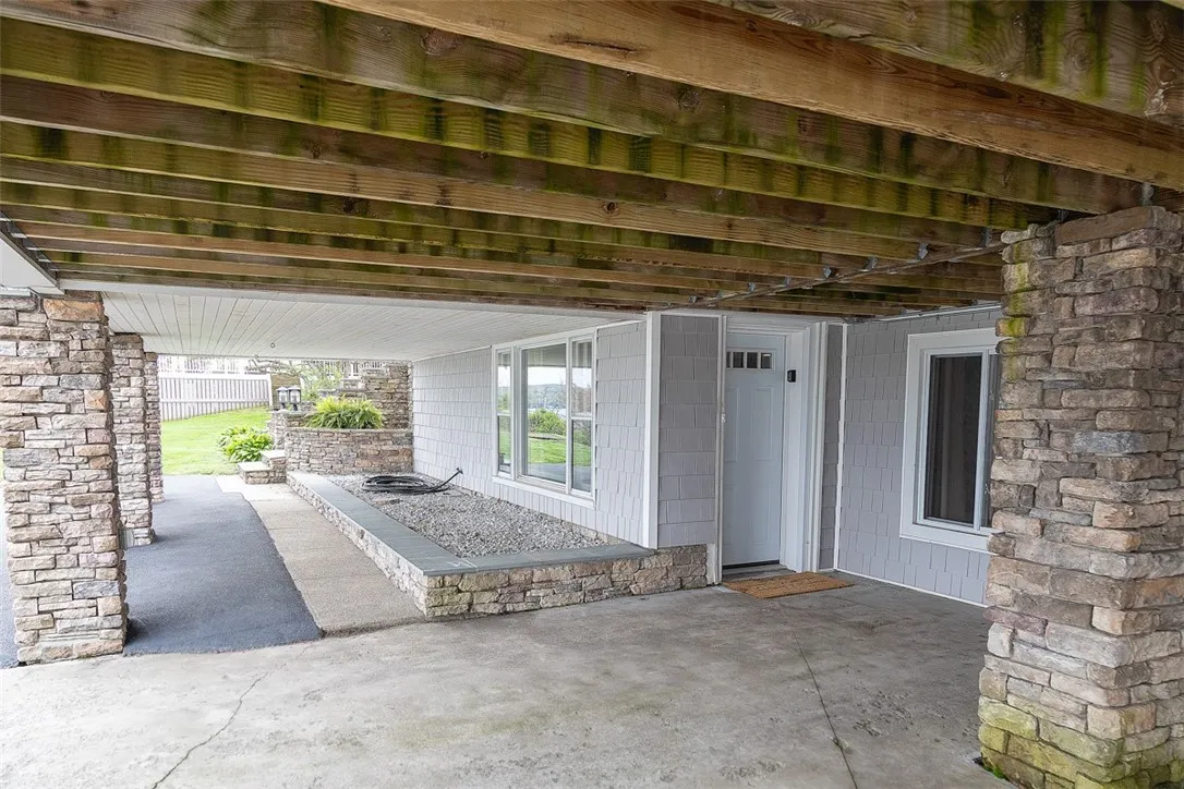 4138 West Lake Road, Geneseo, New York 14454, Geneseo, New York 14454, 4 Bedrooms Bedrooms, 8 Rooms Rooms,3 BathroomsBathrooms,Residential,For Sale,4138 West Lake Road, Geneseo, New York 14454,0,R1605997