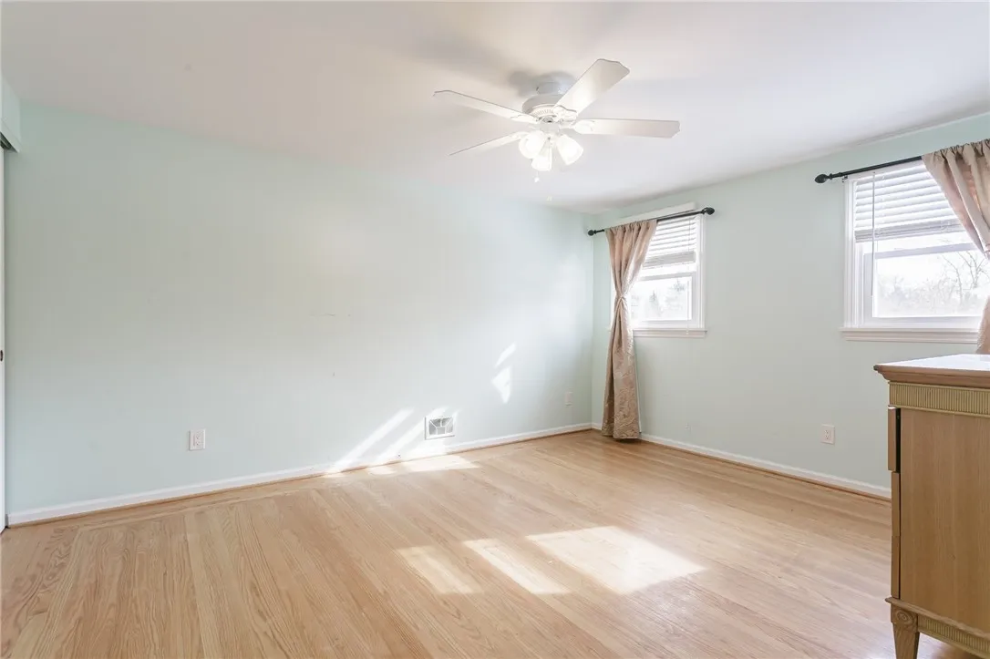 16 Sturbridge Ln, Pittsford, New York 14534, Pittsford, New York 14534, 4 Bedrooms Bedrooms, 10 Rooms Rooms,2 BathroomsBathrooms,Residential,Closed,16 Sturbridge Ln, Pittsford, New York 14534,0,R1606084