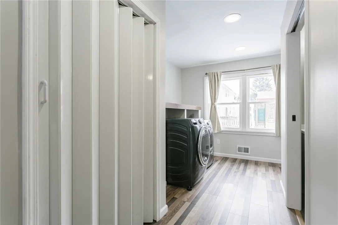16 Sturbridge Ln, Pittsford, New York 14534, Pittsford, New York 14534, 4 Bedrooms Bedrooms, 10 Rooms Rooms,2 BathroomsBathrooms,Residential,Closed,16 Sturbridge Ln, Pittsford, New York 14534,0,R1606084