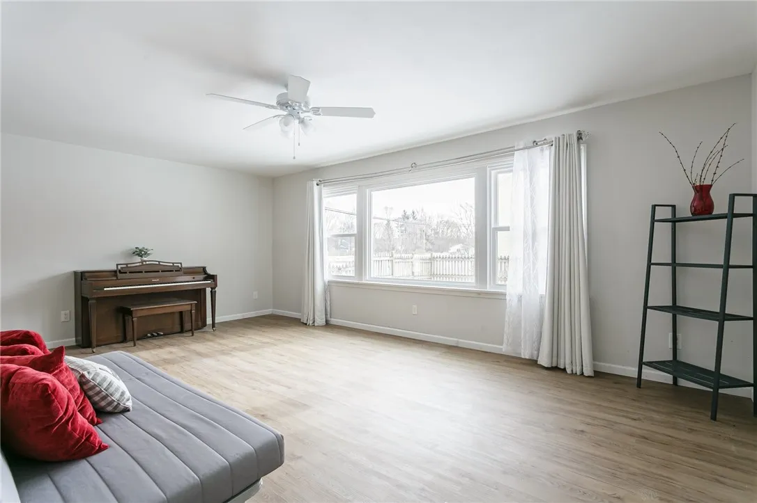 16 Sturbridge Ln, Pittsford, New York 14534, Pittsford, New York 14534, 4 Bedrooms Bedrooms, 10 Rooms Rooms,2 BathroomsBathrooms,Residential,Closed,16 Sturbridge Ln, Pittsford, New York 14534,0,R1606084