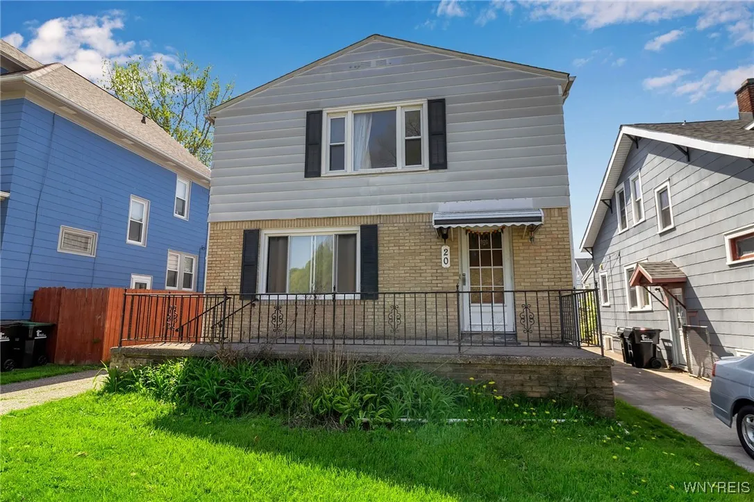 20 Hawthorne Avenue, Tonawanda-town, New York 1422, Tonawanda, New York 14223, 6 Bedrooms Bedrooms, ,2 BathroomsBathrooms,Residential,Closed,20 Hawthorne Avenue, Tonawanda-town, New York 1422,B1604870