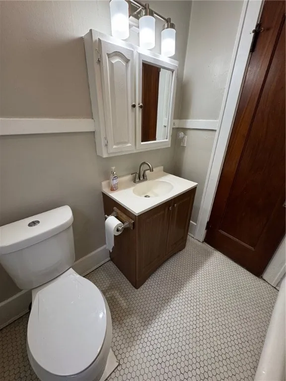 538 Hollenbeck Street, Rochester, New York 14621, Rochester, New York 14621, 4 Bedrooms Bedrooms, ,2 BathroomsBathrooms,Residential,Closed,538 Hollenbeck Street, Rochester, New York 14621,R1606223