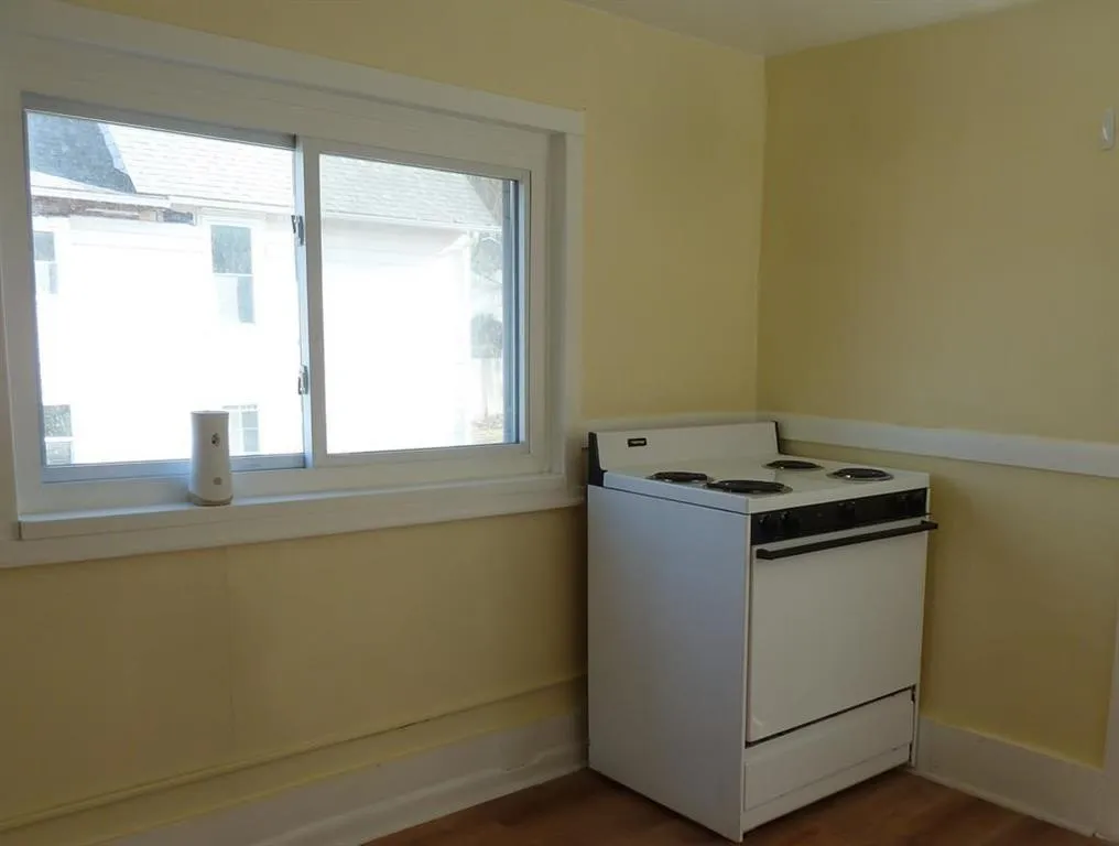 118 West Sixth Street, Corning-city, New York 1483, Corning City, New York 14830, 1 Bedroom Bedrooms, 3 Rooms Rooms,1 BathroomBathrooms,Residential Lease,Closed,118 West Sixth Street, Corning-city, New York 1483,0,R1606102