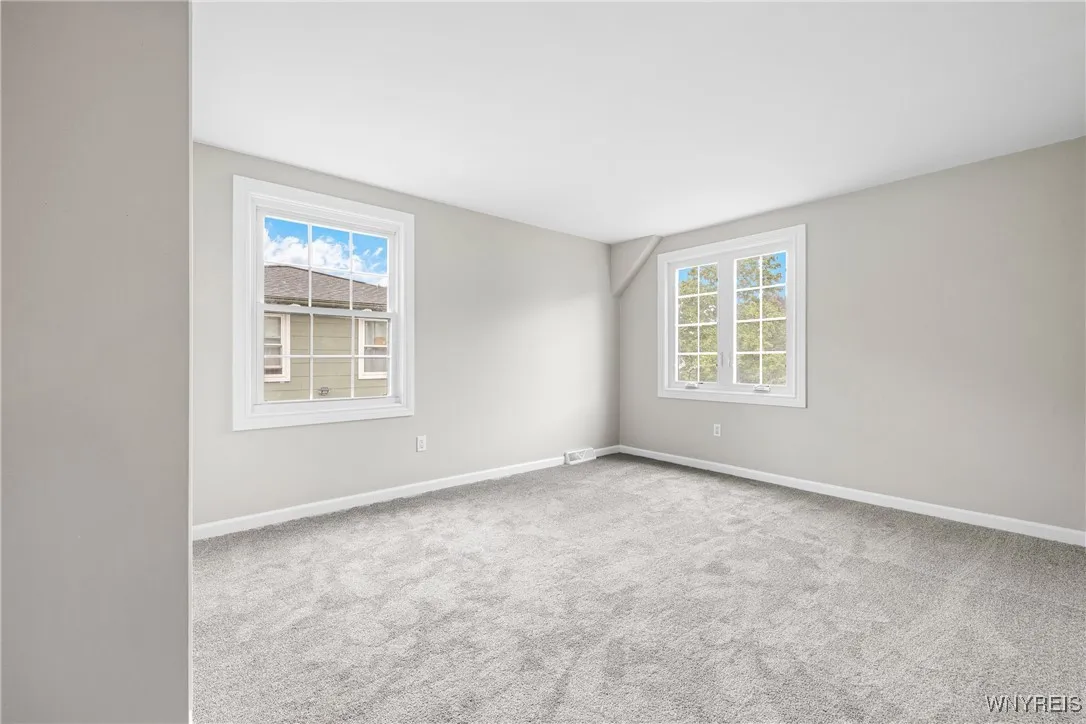196 Montbleu Drive, Amherst, New York 14068, Amherst, New York 14068, 4 Bedrooms Bedrooms, 10 Rooms Rooms,2 BathroomsBathrooms,Residential,Closed,196 Montbleu Drive, Amherst, New York 14068,B1606022