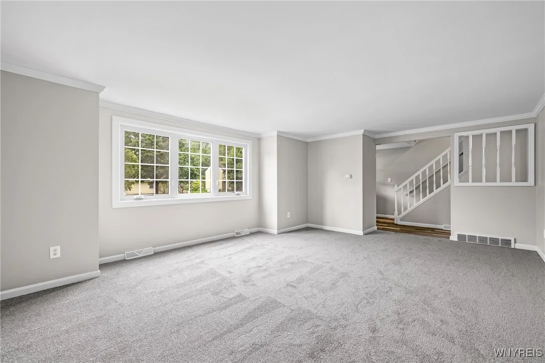 196 Montbleu Drive, Amherst, New York 14068, Amherst, New York 14068, 4 Bedrooms Bedrooms, 10 Rooms Rooms,2 BathroomsBathrooms,Residential,Closed,196 Montbleu Drive, Amherst, New York 14068,B1606022