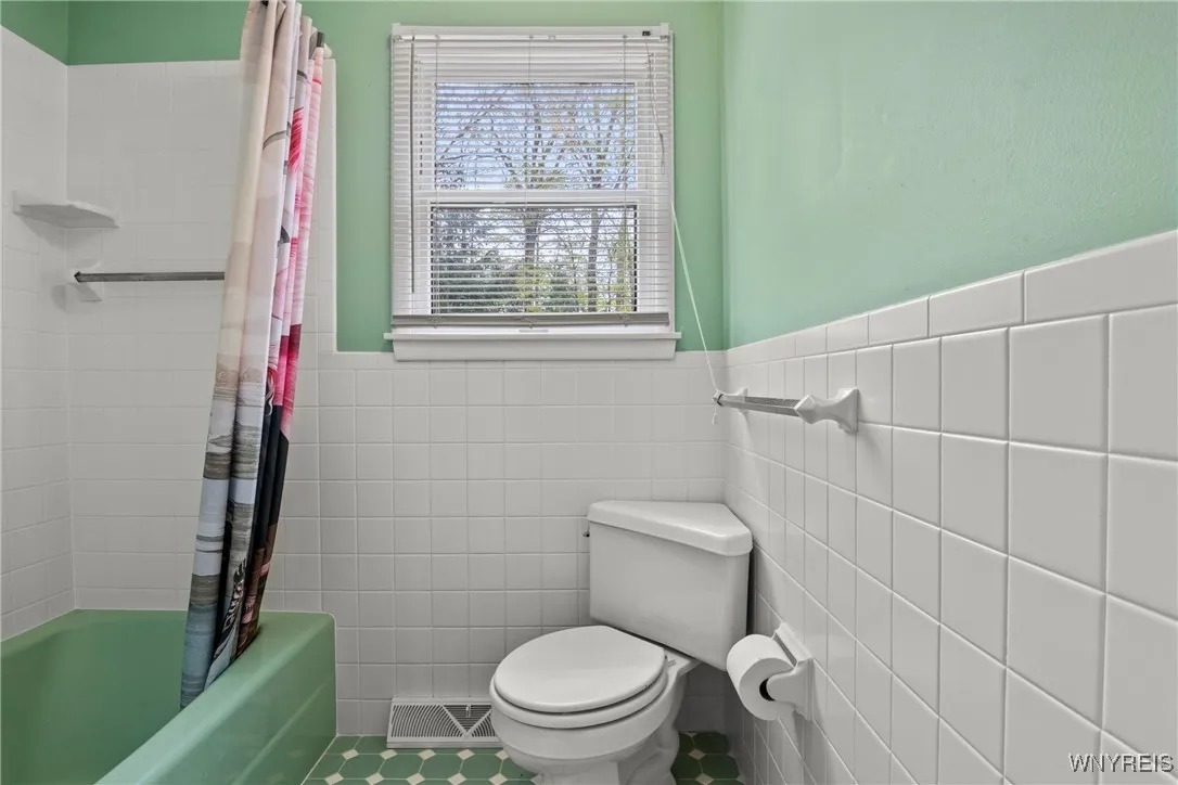6401 Boston Ridge Road, Orchard Park, New York 141, Orchard Park, New York 14127, 3 Bedrooms Bedrooms, 8 Rooms Rooms,2 BathroomsBathrooms,Residential,Closed,6401 Boston Ridge Road, Orchard Park, New York 141,B1606265