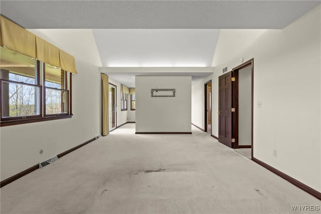 6401 Boston Ridge Road, Orchard Park, New York 141, Orchard Park, New York 14127, 3 Bedrooms Bedrooms, 8 Rooms Rooms,2 BathroomsBathrooms,Residential,Closed,6401 Boston Ridge Road, Orchard Park, New York 141,B1606265