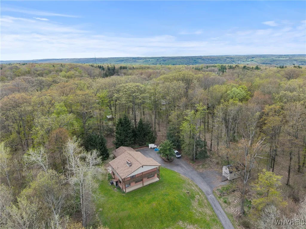 6401 Boston Ridge Road, Orchard Park, New York 141, Orchard Park, New York 14127, 3 Bedrooms Bedrooms, 8 Rooms Rooms,2 BathroomsBathrooms,Residential,Closed,6401 Boston Ridge Road, Orchard Park, New York 141,B1606265