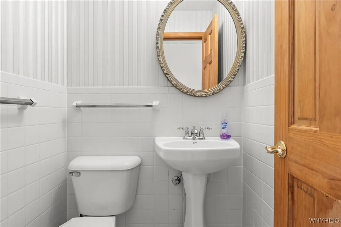 6401 Boston Ridge Road, Orchard Park, New York 141, Orchard Park, New York 14127, 3 Bedrooms Bedrooms, 8 Rooms Rooms,2 BathroomsBathrooms,Residential,Closed,6401 Boston Ridge Road, Orchard Park, New York 141,B1606265