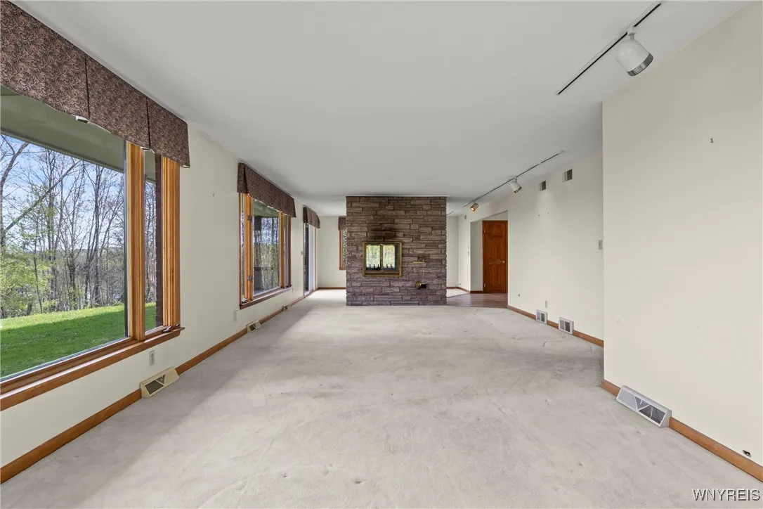 6401 Boston Ridge Road, Orchard Park, New York 141, Orchard Park, New York 14127, 3 Bedrooms Bedrooms, 8 Rooms Rooms,2 BathroomsBathrooms,Residential,Closed,6401 Boston Ridge Road, Orchard Park, New York 141,B1606265