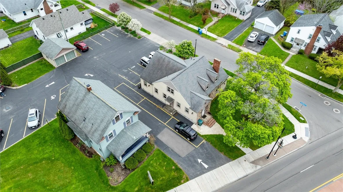 1722 Mount Hope Avenue, Rochester, New York 14620, Rochester, New York 14620, ,Commercial Lease,Closed,1722 Mount Hope Avenue, Rochester, New York 14620,0,R1606148