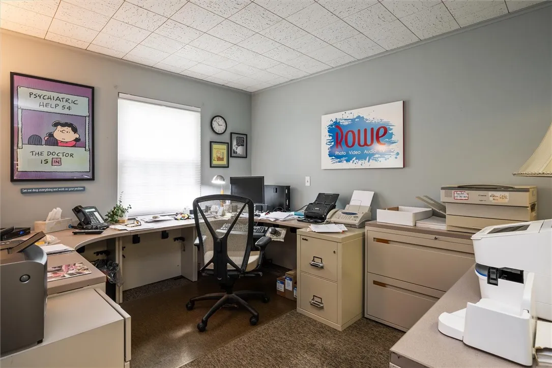 1722 Mount Hope Avenue, Rochester, New York 14620, Rochester, New York 14620, ,Commercial Lease,Closed,1722 Mount Hope Avenue, Rochester, New York 14620,0,R1606148
