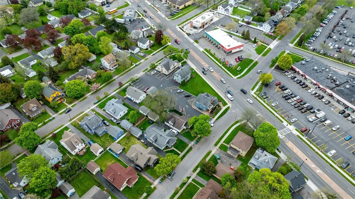 1722 Mount Hope Avenue, Rochester, New York 14620, Rochester, New York 14620, ,Commercial Lease,Closed,1722 Mount Hope Avenue, Rochester, New York 14620,0,R1606148