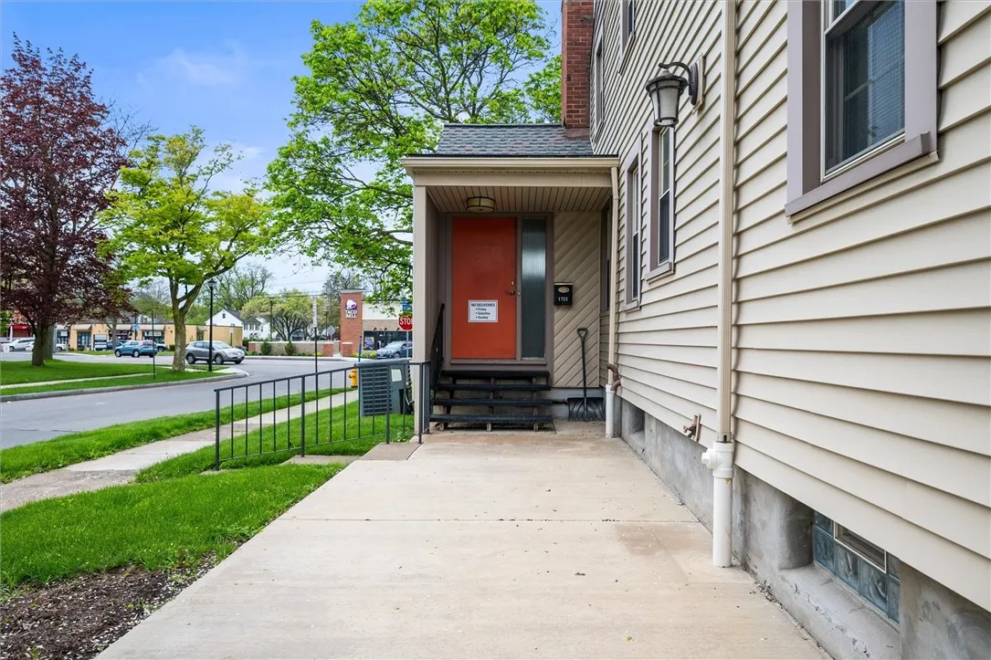 1722 Mount Hope Avenue, Rochester, New York 14620, Rochester, New York 14620, ,Commercial Lease,Closed,1722 Mount Hope Avenue, Rochester, New York 14620,0,R1606148