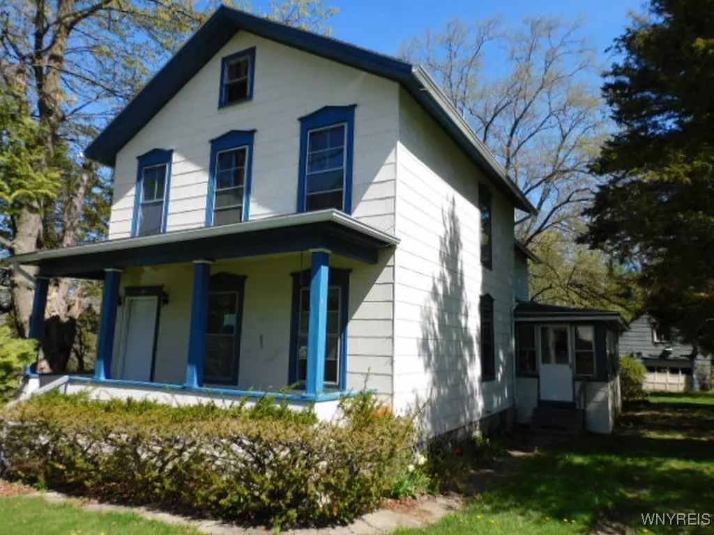 26 Robinson Street, Hanover, New York 14136, Hanover, New York 14136, 4 Bedrooms Bedrooms, 8 Rooms Rooms,1 BathroomBathrooms,Residential,Closed,26 Robinson Street, Hanover, New York 14136,0,B1606387
