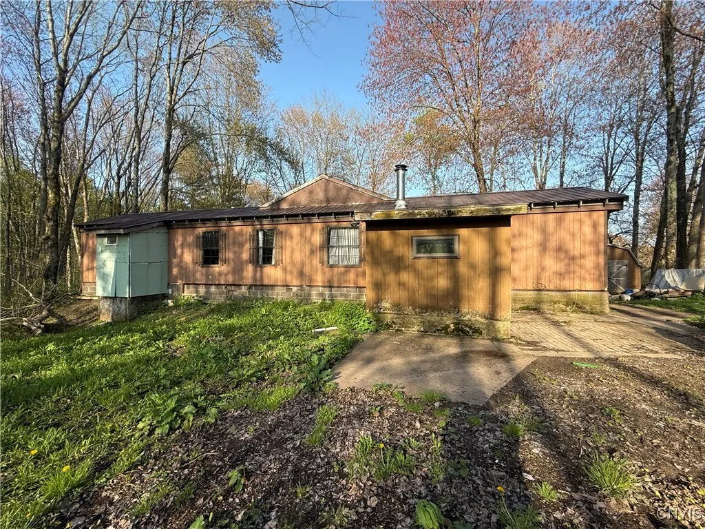 304 Canfield Road, Parish, New York 13131, Parish, New York 13131, 4 Bedrooms Bedrooms, 8 Rooms Rooms,1 BathroomBathrooms,Residential,For Sale,304 Canfield Road, Parish, New York 13131,0,S1606447