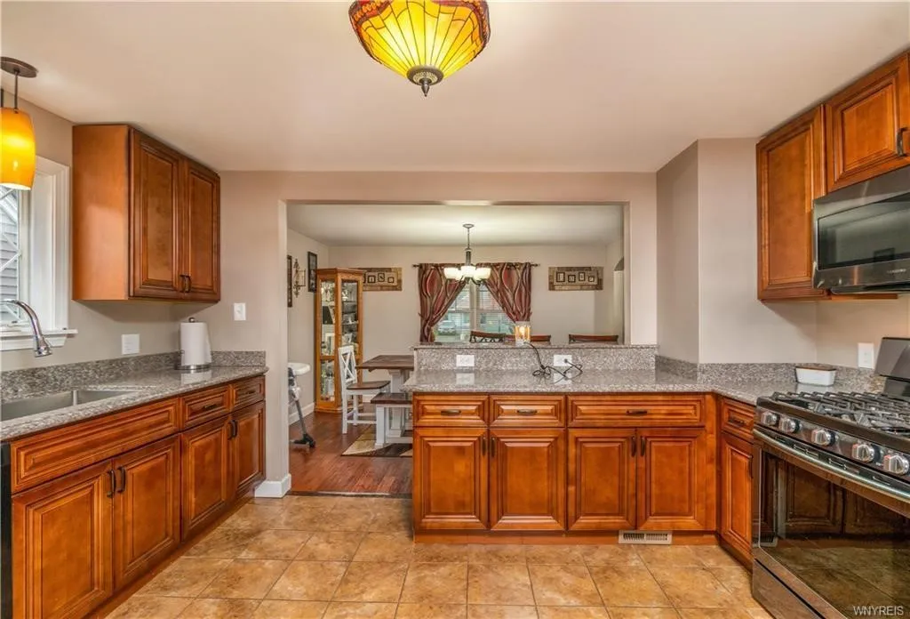 65 Turner Avenue, Buffalo, New York 14220, Buffalo, New York 14220, 2 Bedrooms Bedrooms, 5 Rooms Rooms,1 BathroomBathrooms,Residential,Closed,65 Turner Avenue, Buffalo, New York 14220,0,R1606452
