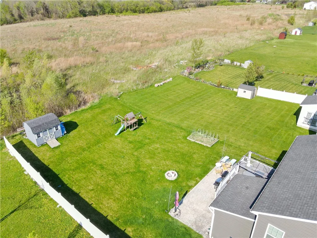 220 Elmcrest Rise, Henrietta, New York 14586, Henrietta, New York 14586, 4 Bedrooms Bedrooms, 12 Rooms Rooms,3 BathroomsBathrooms,Residential,Closed,220 Elmcrest Rise, Henrietta, New York 14586,0,R1606456