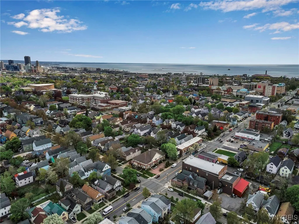 413 Connecticut Street, Buffalo, New York 14213, Buffalo, New York 14213, 3 Bedrooms Bedrooms, 5 Rooms Rooms,1 BathroomBathrooms,Residential,Closed,413 Connecticut Street, Buffalo, New York 14213,B1606435