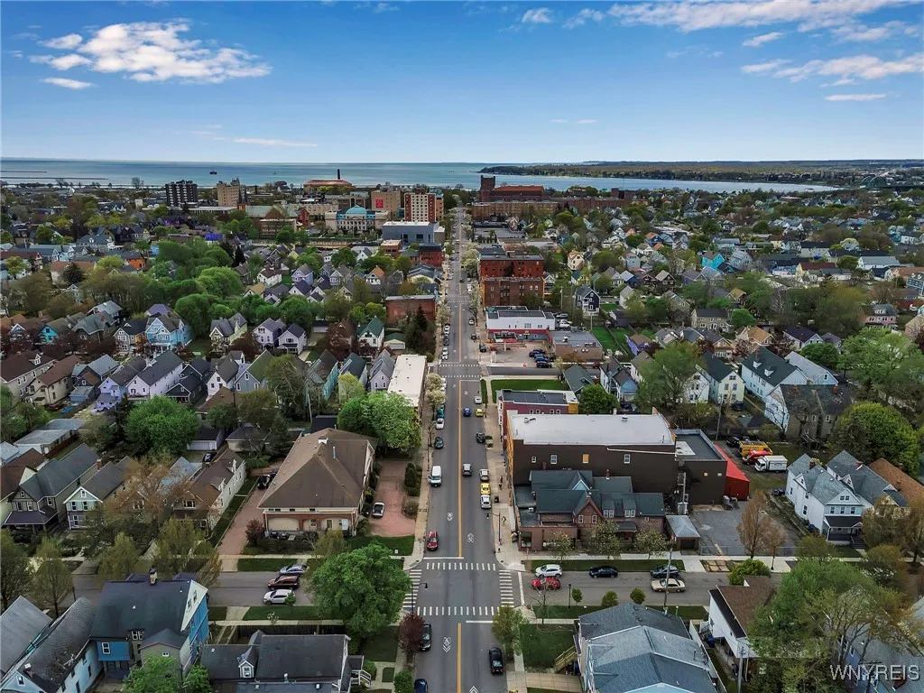 413 Connecticut Street, Buffalo, New York 14213, Buffalo, New York 14213, 3 Bedrooms Bedrooms, 5 Rooms Rooms,1 BathroomBathrooms,Residential,Closed,413 Connecticut Street, Buffalo, New York 14213,B1606435