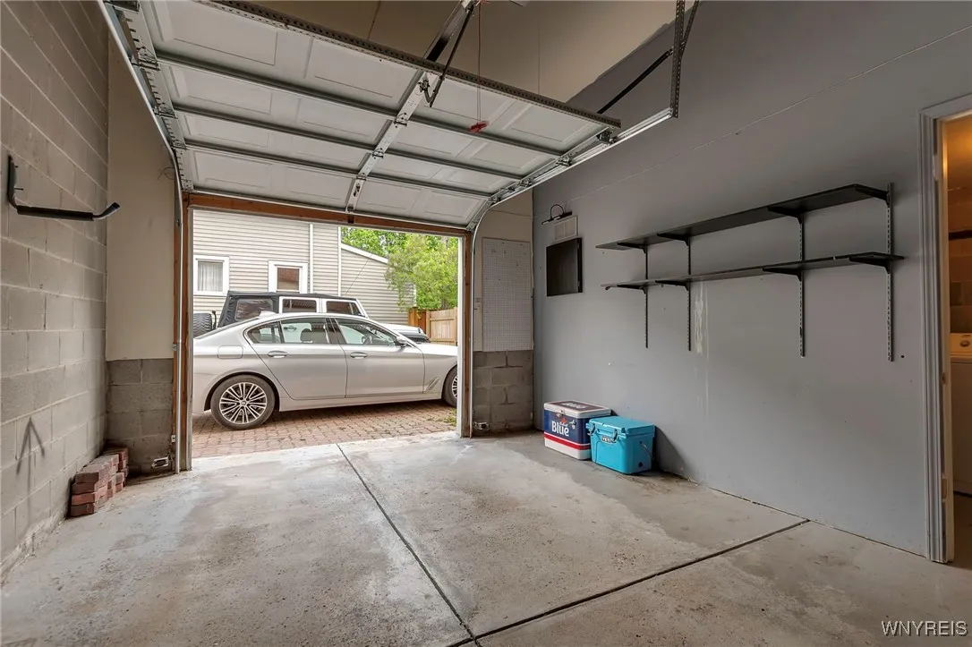 Attached Garage