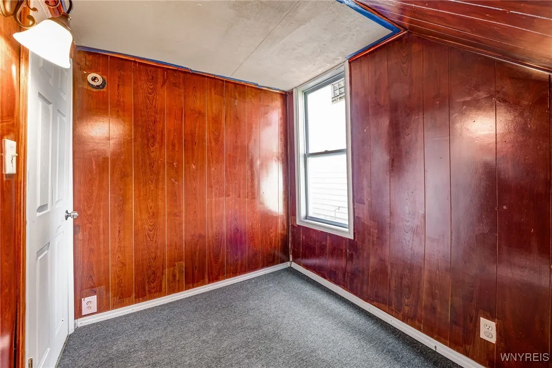 373 Fulton Street, Buffalo, New York 14210, Buffalo, New York 14210, 4 Bedrooms Bedrooms, ,2 BathroomsBathrooms,Residential,Closed,373 Fulton Street, Buffalo, New York 14210,0,B1606478