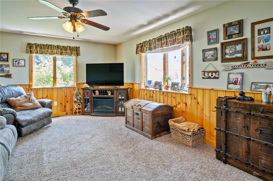 637 Hahnel Road, Varick, New York 14541, Varick, New York 14541, 3 Bedrooms Bedrooms, 11 Rooms Rooms,2 BathroomsBathrooms,Residential,For Sale,637 Hahnel Road, Varick, New York 14541,R1604346