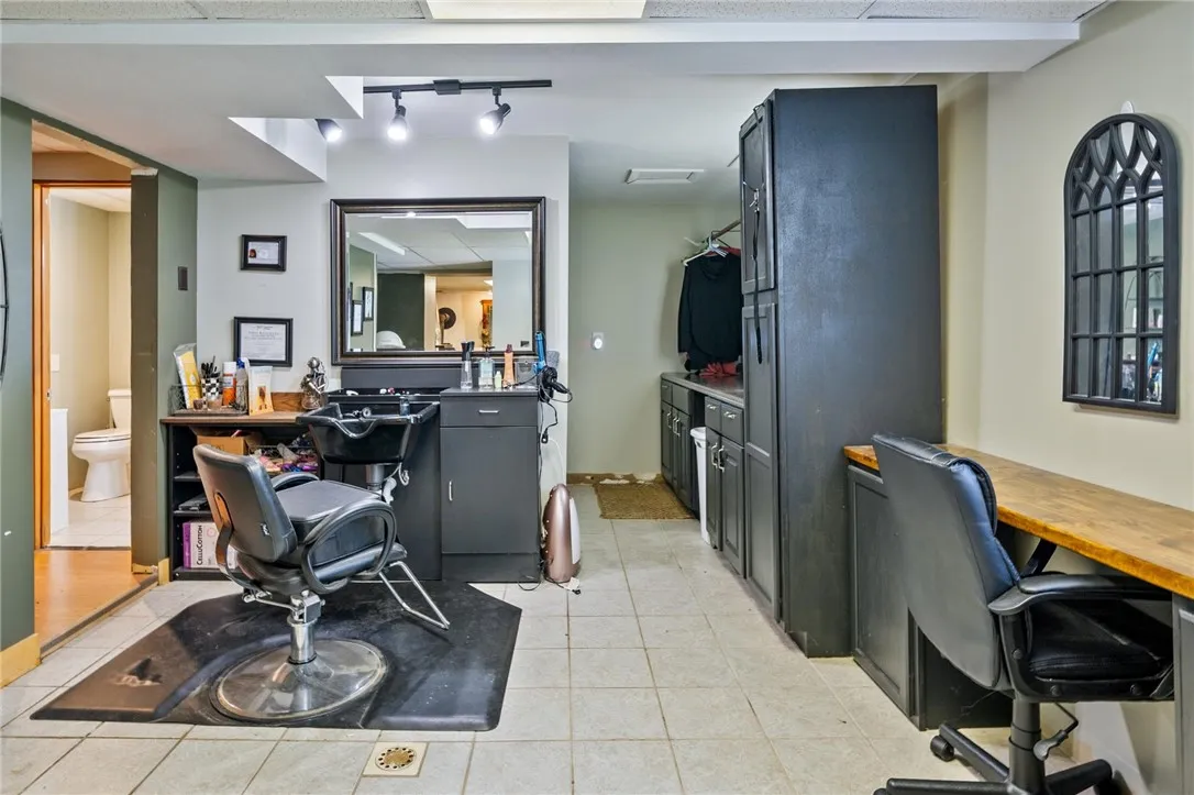 637 Hahnel Road, Varick, New York 14541, Varick, New York 14541, 3 Bedrooms Bedrooms, 11 Rooms Rooms,2 BathroomsBathrooms,Residential,For Sale,637 Hahnel Road, Varick, New York 14541,R1604346