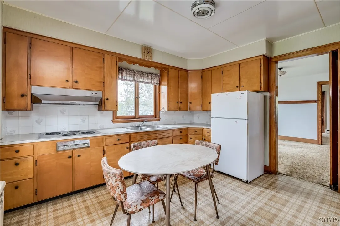 9898 State Route 812, Croghan, New York 13327, Croghan, New York 13327, 3 Bedrooms Bedrooms, 7 Rooms Rooms,1 BathroomBathrooms,Residential,Closed,9898 State Route 812, Croghan, New York 13327,0,S1606178