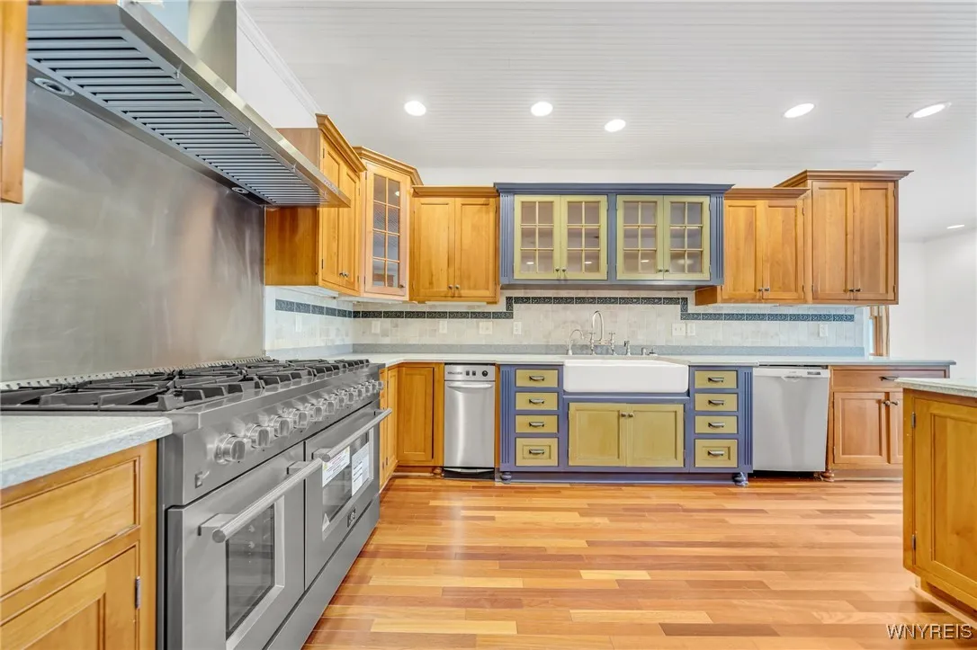 148 Mullen Street, Tonawanda-city, New York 14150, Tonawanda, New York 14150, 5 Bedrooms Bedrooms, 11 Rooms Rooms,4 BathroomsBathrooms,Residential,Closed,148 Mullen Street, Tonawanda-city, New York 14150,0,B1606504
