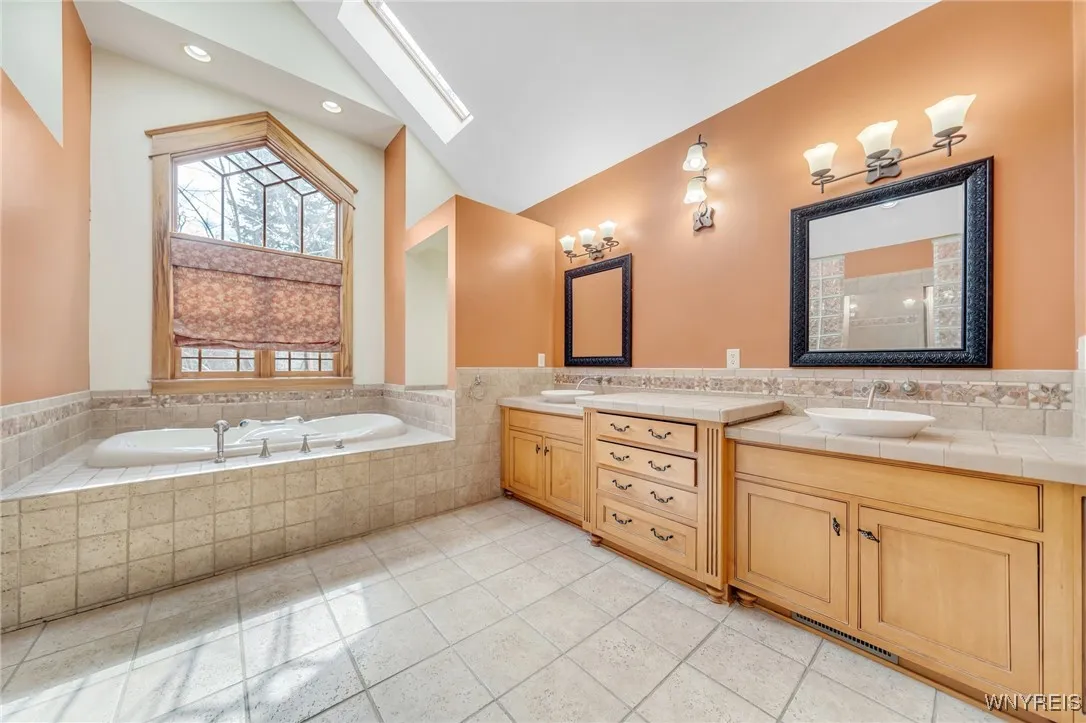 148 Mullen Street, Tonawanda-city, New York 14150, Tonawanda, New York 14150, 5 Bedrooms Bedrooms, 11 Rooms Rooms,4 BathroomsBathrooms,Residential,Closed,148 Mullen Street, Tonawanda-city, New York 14150,0,B1606504
