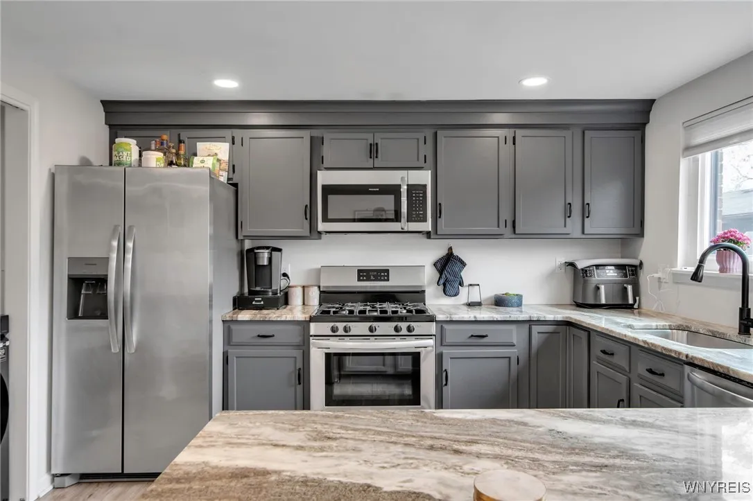 204 Wedgewood Drive, Amherst, New York 14221, Amherst, New York 14221, 2 Bedrooms Bedrooms, 6 Rooms Rooms,2 BathroomsBathrooms,Residential,Closed,204 Wedgewood Drive, Amherst, New York 14221,B1606061